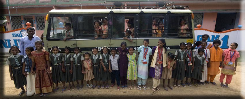 bus per 30 bambini